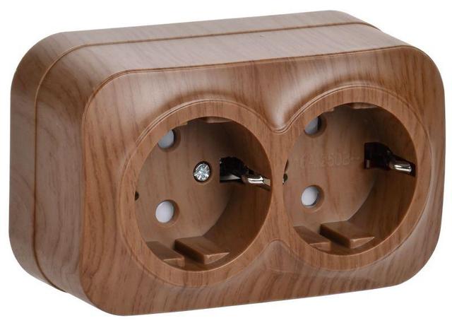 Розетка 2-м ОП GLORY РСш22-3-ХД 16А с заземл. защ. шторки дуб IEK ERH24-K24-16