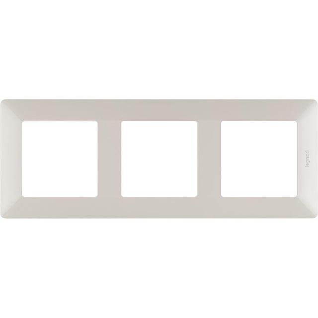 Рамка 3-м Valena Life универсальная сл. кость Leg 754043